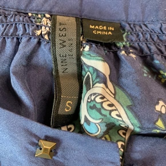 Nine West Silk Top Blouse Boho Feminine Floral Size Small Spring Summer Chic - Picture 8 of 9